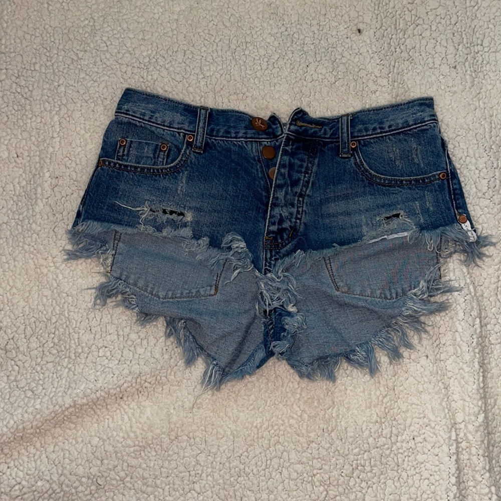One teaspoon shorts